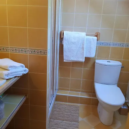 Le Moulin De Jules Et Akasha Oda ve Kahvaltı 4*