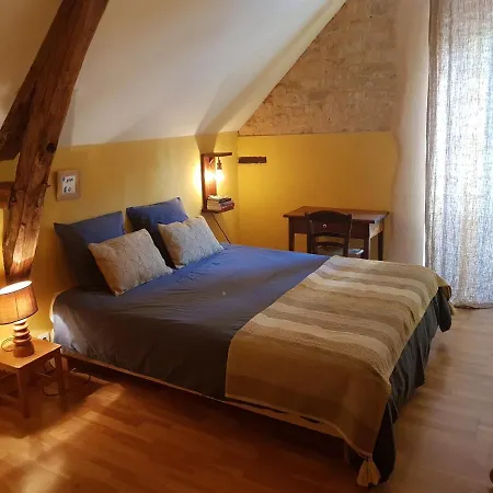 Le Moulin De Jules Et Akasha Bed & Breakfast Murat